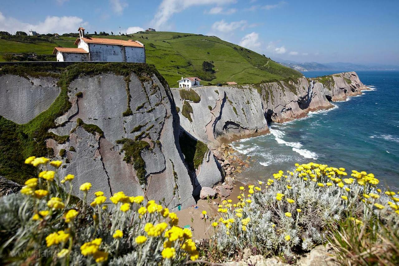 Urain Suites - Apartments At Flysch-Coast スマイア エクステリア 写真